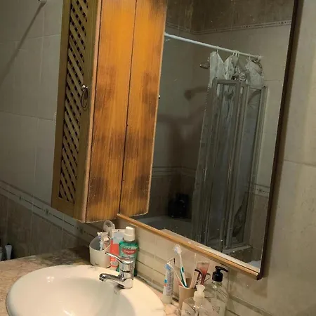 Quarto Nazare Homestay *