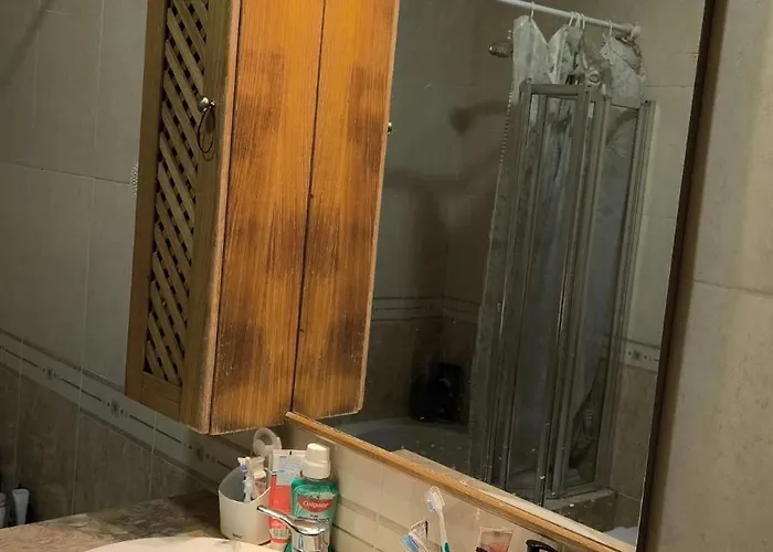 Quarto Nazare Homestay *